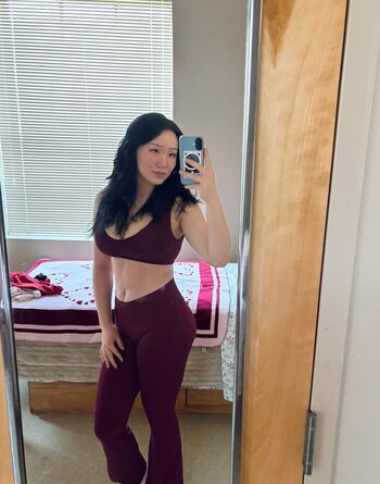 Leaked Thick asian women private photo viral onlyfans