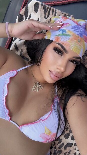 Leaked Thick baddie oxashhley private photo viral onlyfans
