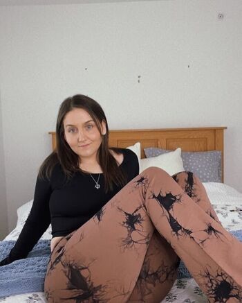 Thighgirlelle