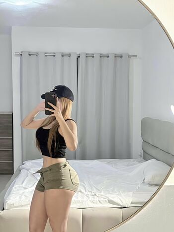 Leaked Thinkvaleria private photo viral onlyfans