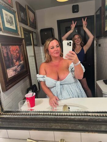 Leaked Thisistheamandashow private photo viral onlyfans