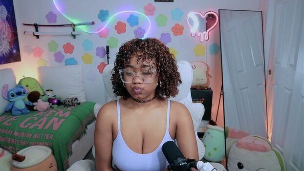 Leaked Thtguhrld private photo viral onlyfans