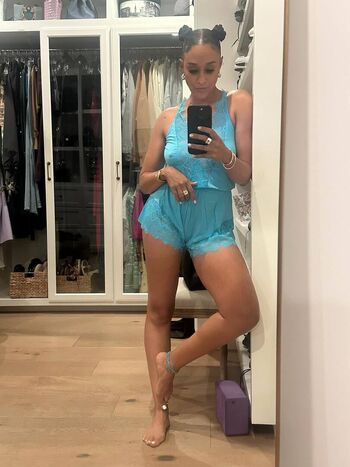 Tia Mowry