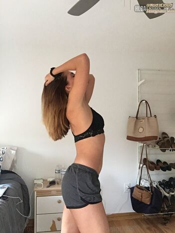 Leaked Tia woodarek private photo viral onlyfans