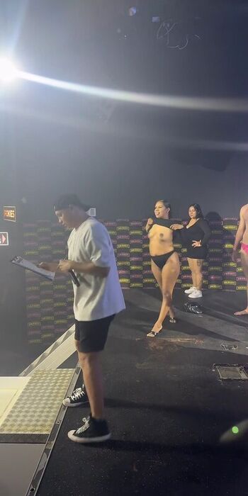 Tiktok Live Nipslips & Nudity