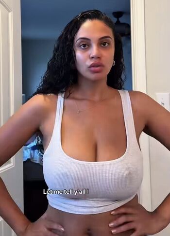 Tiktok Live Nipslips & Nudity