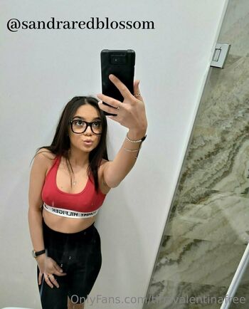 Leaked Tinavalentinafree private photo viral onlyfans