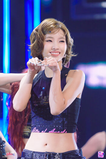 tiny.pretty.j