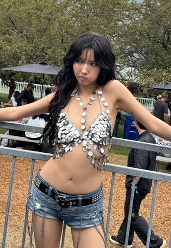 tiny.pretty.j