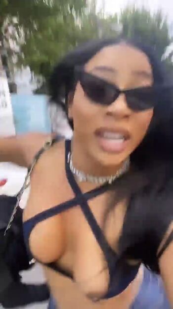 Leaked Tommie lee private photo viral onlyfans