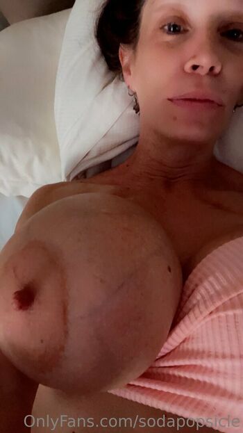 Tonia Land