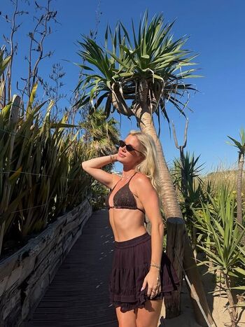 Tracie Love
