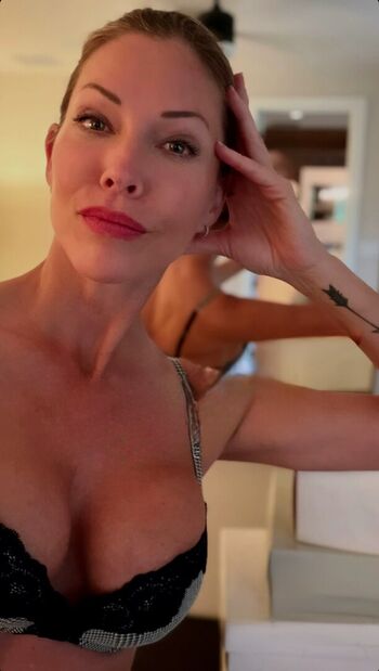Tricia Helfer
