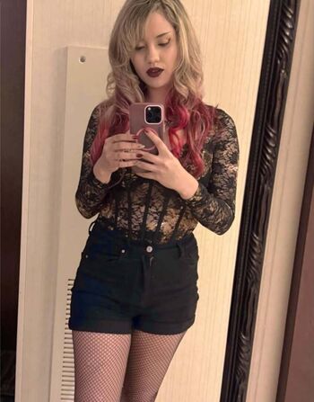 Leaked Trickywi private photo viral onlyfans