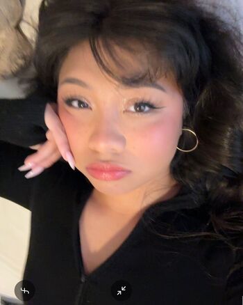 Leaked Trin lovell page private photo viral onlyfans