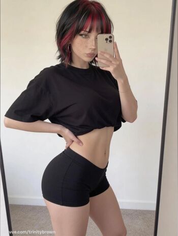 Leaked Trinity brownie private photo viral onlyfans