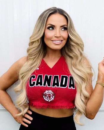 Trish Stratus
