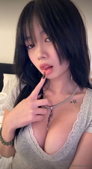 Trn._.bao Rose.bao Trnbao