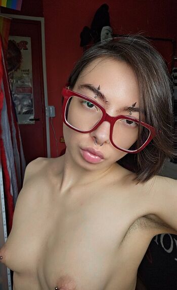 Trxshgxngirl