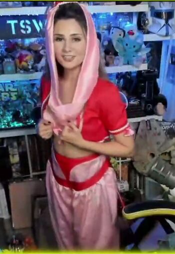 Leaked Eloise winchel/ private photo viral onlyfans