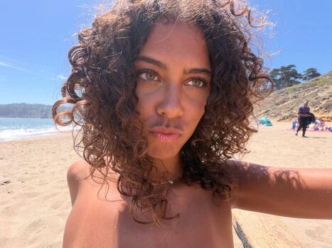 Leaked Ttahlula page private photo viral onlyfans