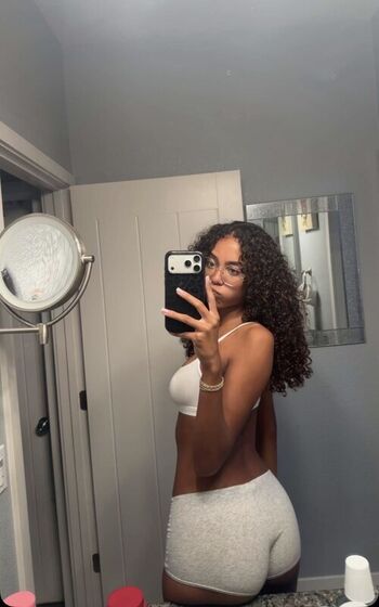 Leaked Ttahlula page private photo viral onlyfans