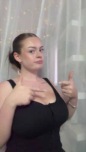 Leaked Ttayallyles nudes page private photo viral onlyfans