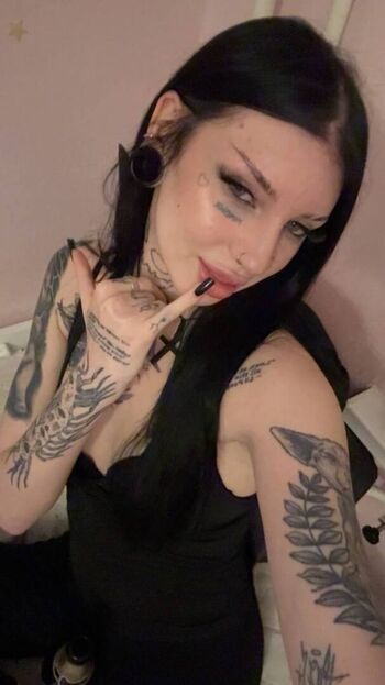 Leaked Ttayallyles private photo viral onlyfans
