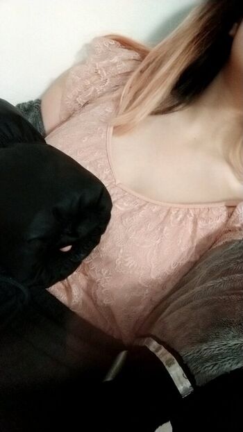 Leaked Ttvrosie private photo viral onlyfans