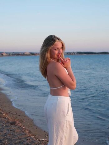 Leaked Turkish girls page private photo viral onlyfans