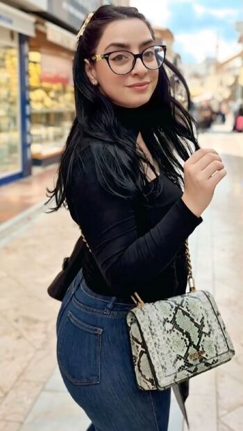 Leaked Turkish girls private photo viral onlyfans