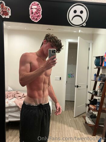 Leaked Twentoofree private photo viral onlyfans