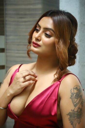 Leaked Twinkle kapoor private photo viral onlyfans