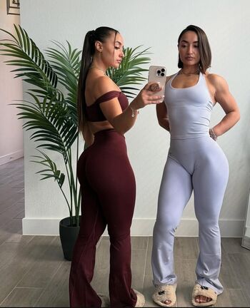 Leaked Twinsb fit page private photo viral onlyfans