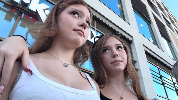 TwinsOnIce