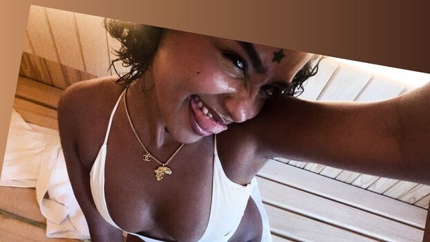 Leaked Tyla page private photo viral onlyfans