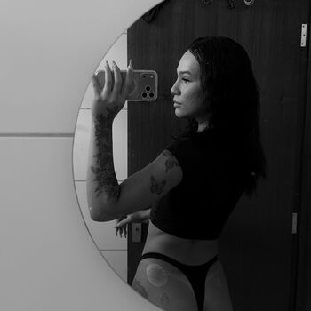 Leaked Aria lee/ private photo viral onlyfans