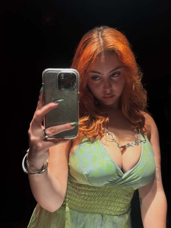 Leaked Ucanthandlemia private photo viral onlyfans