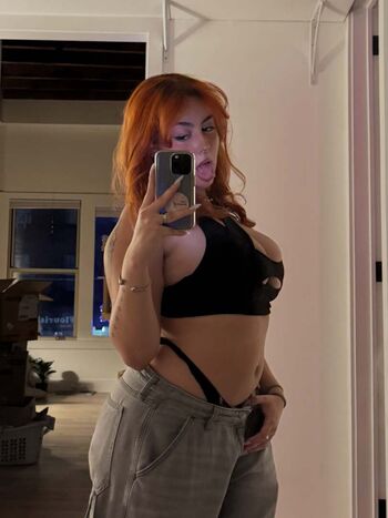 Leaked Ucanthandlemia private photo viral onlyfans