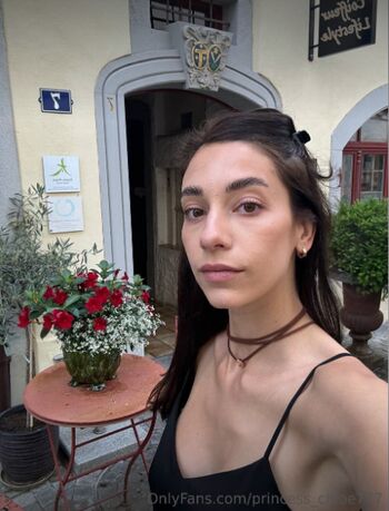 Leaked Ukraine mega page private photo viral onlyfans