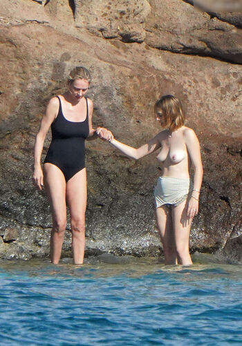 Leaked Uma thurman private photo viral onlyfans