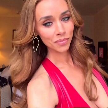 Leaked Una healy page private photo viral onlyfans