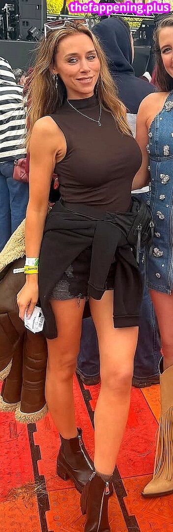 Una Healy