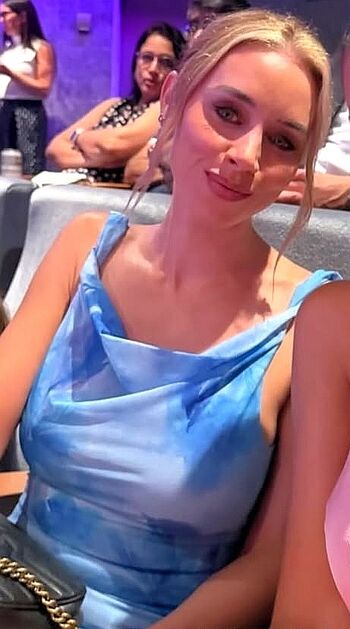 Una Healy