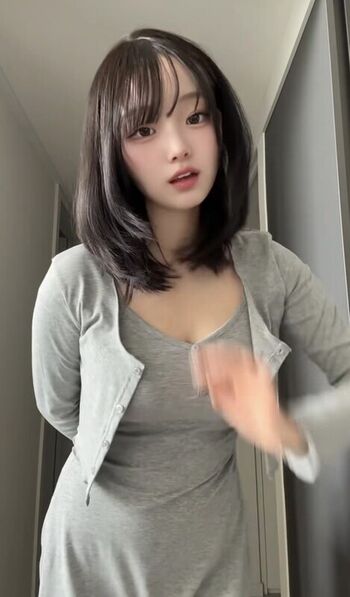 Leaked Unaunayuuna private photo viral onlyfans