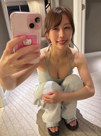 Urara Momojiri