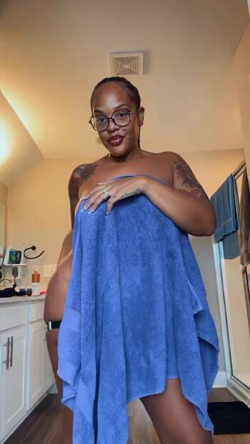 Leaked Urfaveriri private photo viral onlyfans