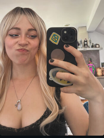 ursp00kygirl
