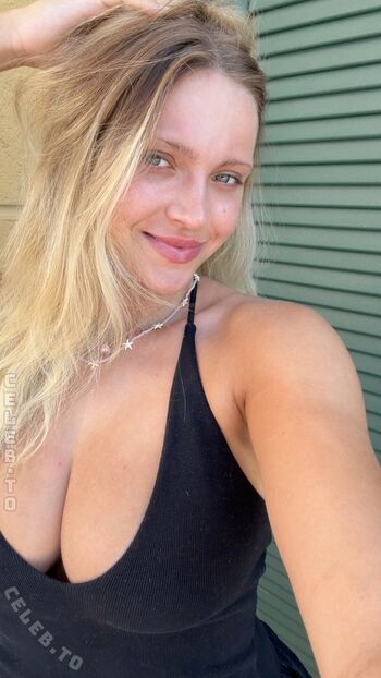 Leaked V d s olivia private photo viral onlyfans