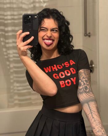 Leaked Val merza private photo viral onlyfans